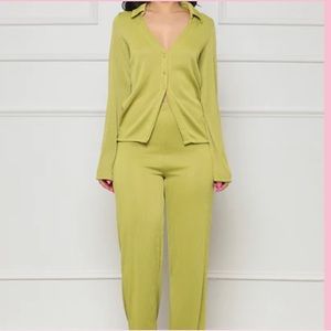 Ribbed green outfit from Lilly’s Kloset
